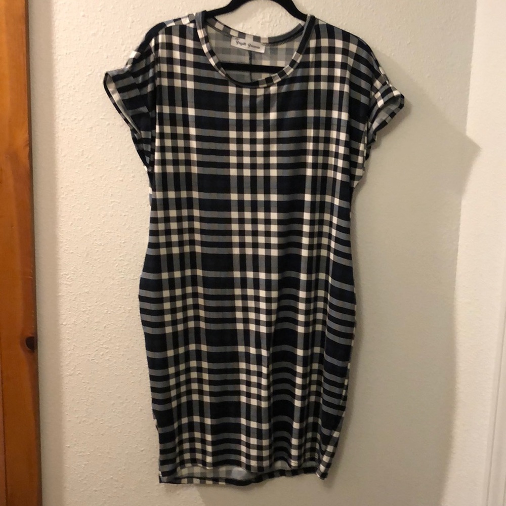 Brigitte Brianna Sexy modest plaid T-shirt dress